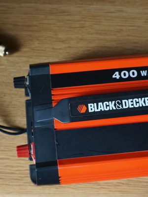 Αναστροφέας ηλεκτρικής ισχύος 400 W Black Decker καινούργιο