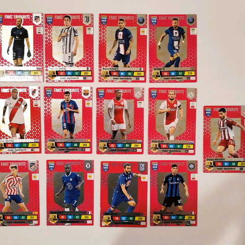 Adrenalyn XL 2023 collection used, 245 cards and album with 326 stickers