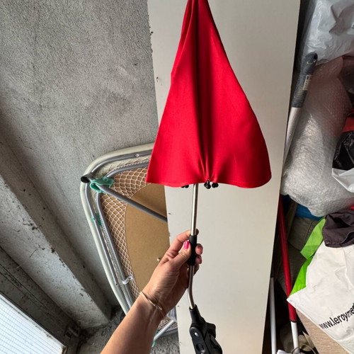 Stroller Umbrella like new with adjustable tilt for sun protection