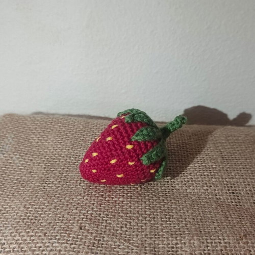 Handmade knitted strawberry with 100% cotton yarn, red and green