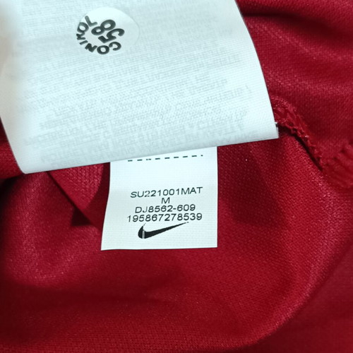 Liverpool Nike training shirt 2022 size M like new