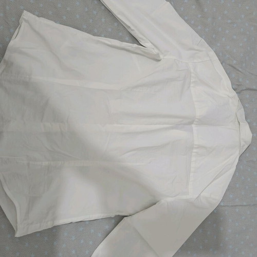 White H&M shirt medium like new, size 44