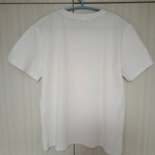 Men's white short-sleeve t-shirt size Small 100% cotton like new
