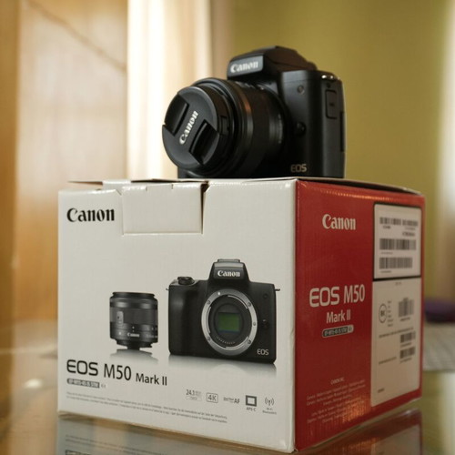 Canon EOS M50 Mark II like new