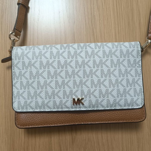 Michael Kors Jet Set Charm crossbody bag like new, vanilla