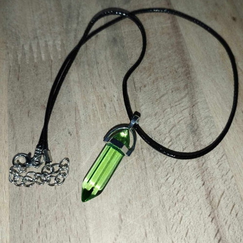 Necklace with crystals new, multicolored
