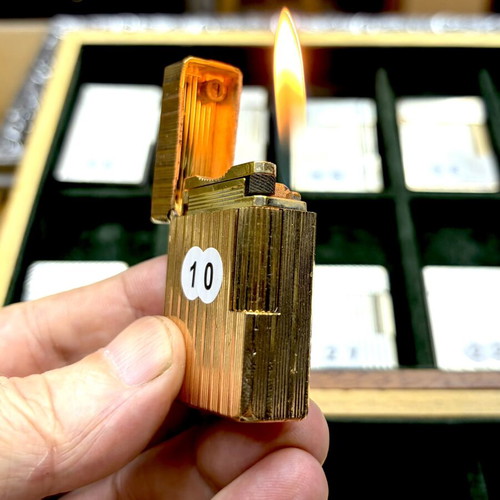 DuPont N10 gold lighter used, vintage