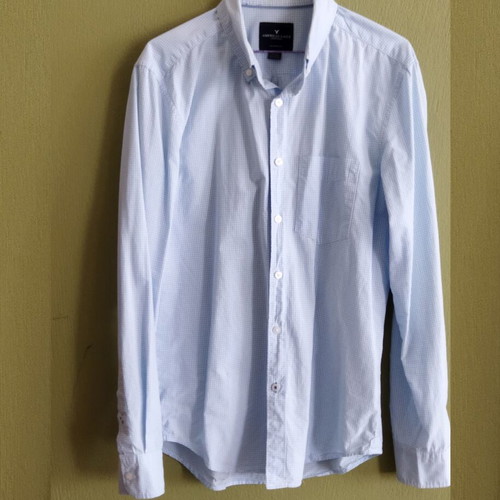 American Eagle men's shirt like new, white and blue, cotton