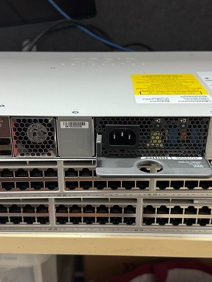 Cisco Catalyst 9200L-48T-4X switch σαν καινούργιο, επαγγελματικό enterprise-grade