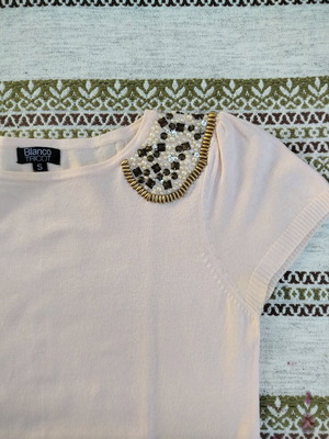 Women's blouse used, pink, size S, with intact beads