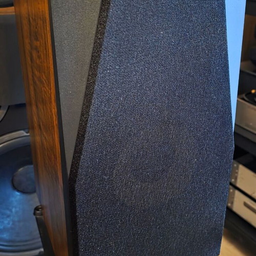 Audio Spectrum Art II speakers, pair, bass-reflex, Kevlar woofer