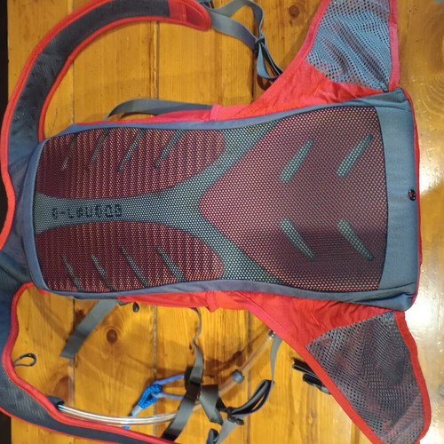 Osprey Syncro 14 Liter Backpack like new