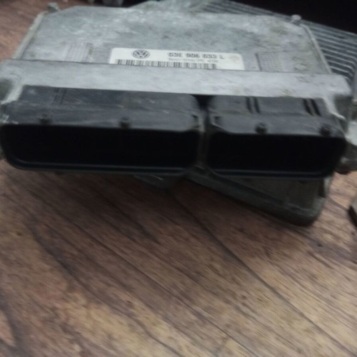 VW Polo 1.2i 12V 64hp computer used 03E906033L 5WP4430107