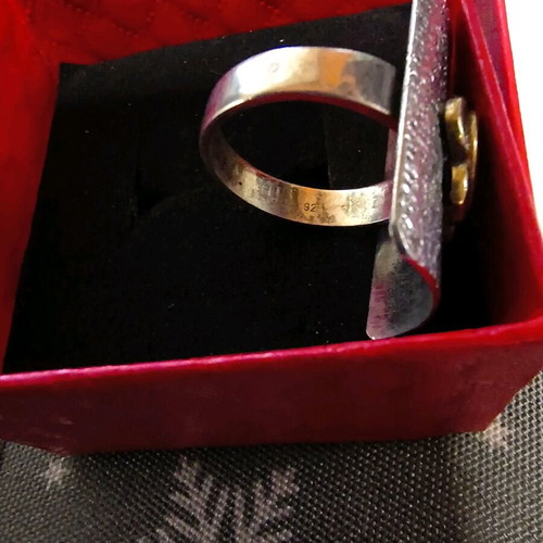 925 Silver Ring with Bronze Element like new