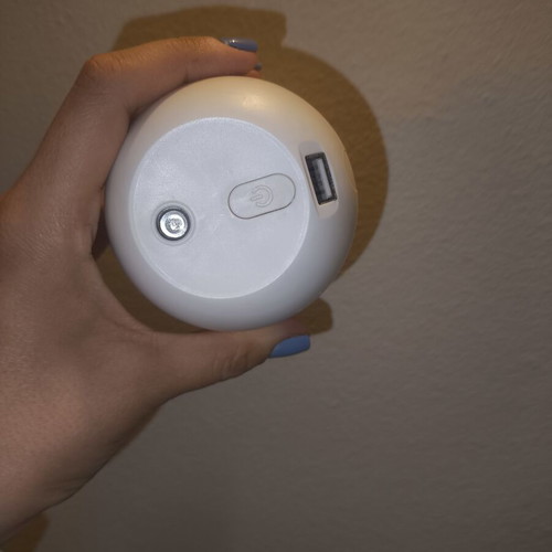Humidifier with built-in light