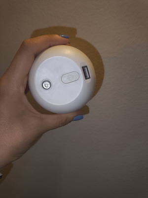 Humidifier with built-in light