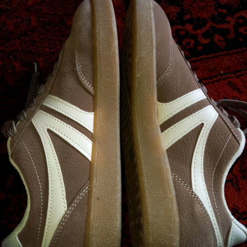Sneakers new brown athletic shoes size 40 with soft texture