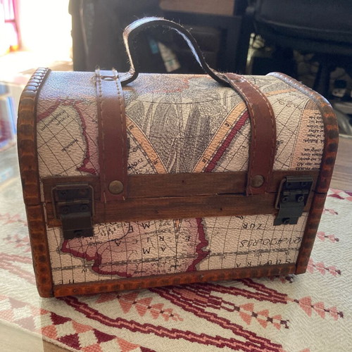 Wooden decorative chest themed "The Treasure of the Pirates" like new with leather details