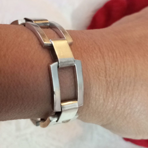 Gucci silver bracelet 925 authentic like new, length 18.5cm