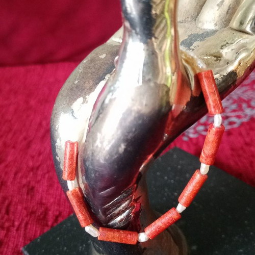 Coral and pearl bracelet used