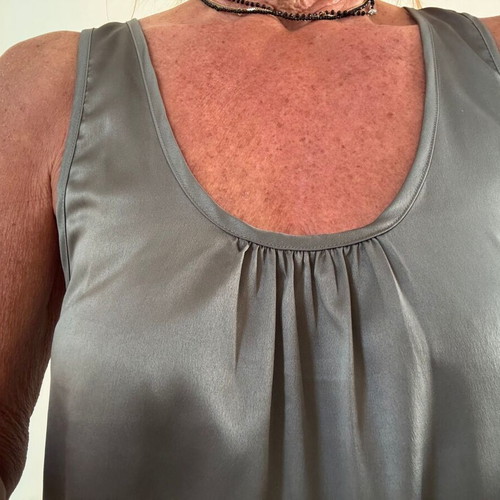 Vans satin loose sleeveless blouse like new, gray, size S