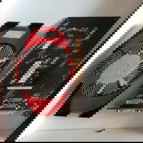 ΚΆΡΤΑ ΓΡΑΦΙΚΏΝ GT 640 2GDE