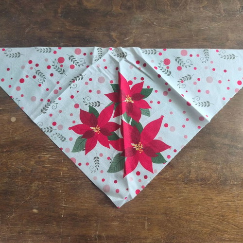 Christmas dog bandanas new, set of 7 pieces