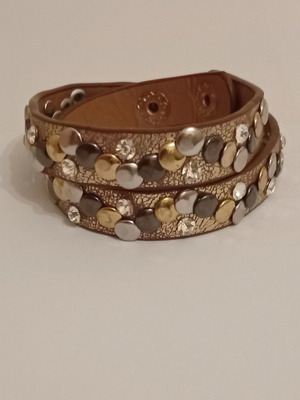 Sincera women's leather bracelet with studs and rhinestones
