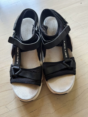 Active sports sandals used, size 41