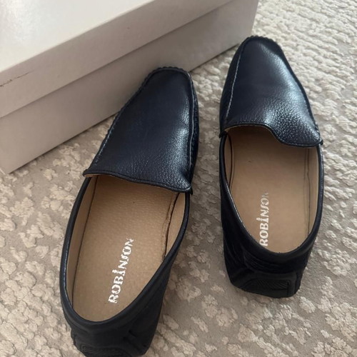 Robinson men's shoes size 40 like new, navy suede