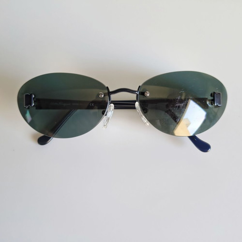 Salvatore Ferragamo Vintage Sunglasses like new, black and blue
