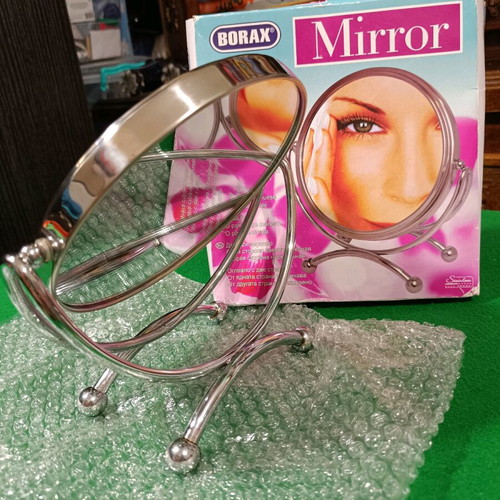 Magnifying makeup mirror double-sided new