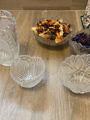 Crystal set like new