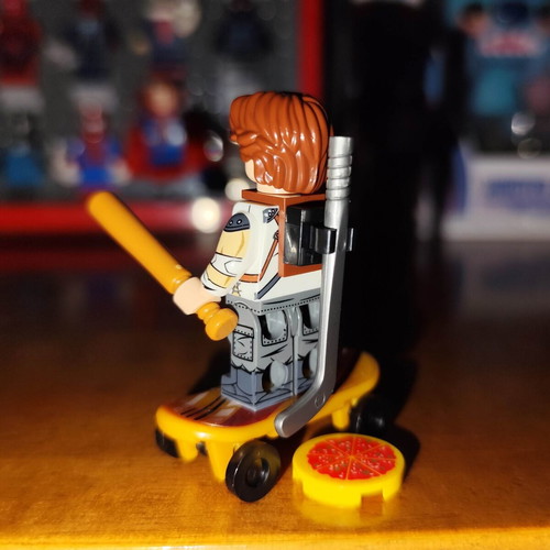 Casey Jones minifigure like new with skateboard and accessories