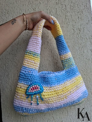 Knitted summer shoulder bag with jellyfish bead detail, new