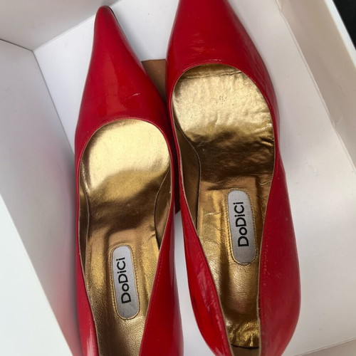 Dodici leather red pumps size 39 like new