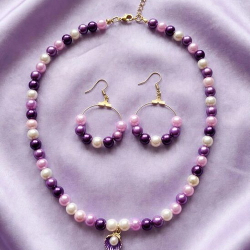 Handmade necklace and earrings set in shades of purple and pink, new