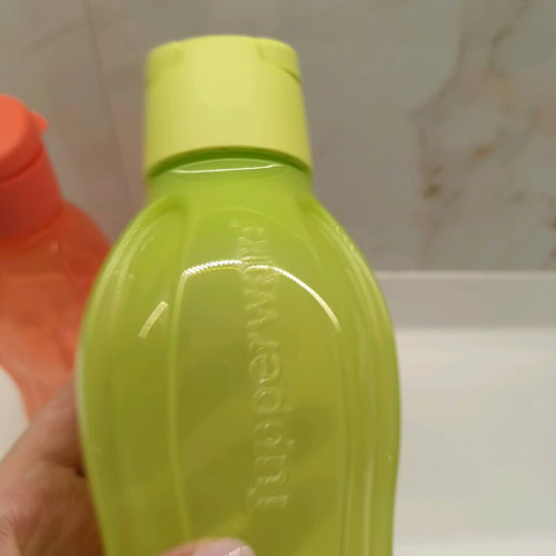 Tupperware bottle 750ml new