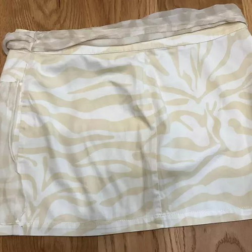 Vintage Iceberg mini skirt used, white and beige