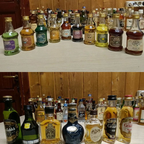 Miniature bottles of drinks like new, pack of 105 pieces