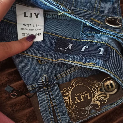 Women's jeans new small