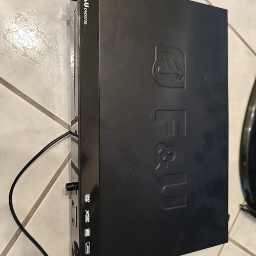 F&U DVD3739 DVD player like new