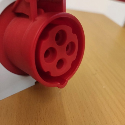 Industrial female socket 4-pole PCE new
