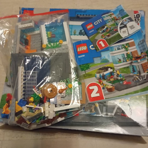 LEGO City Family House 60291