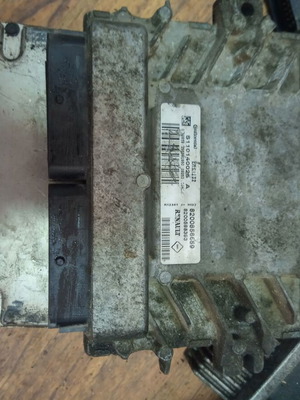 Υπολογιστής ECU Dacia Sandero 1.4 MPI 72 μεταχειρισμένος