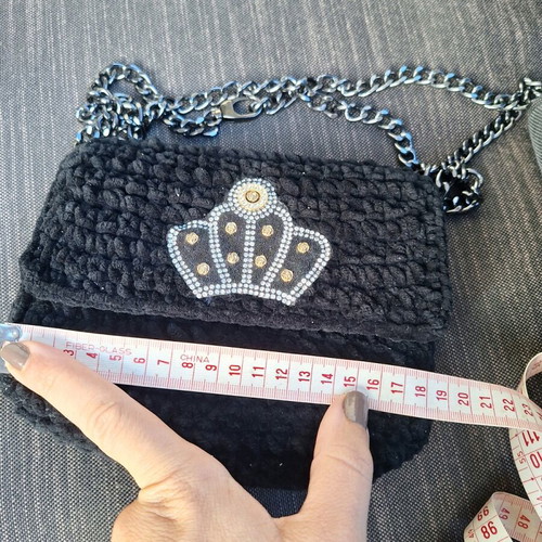 Handmade black knitted shoulder bag used with strass