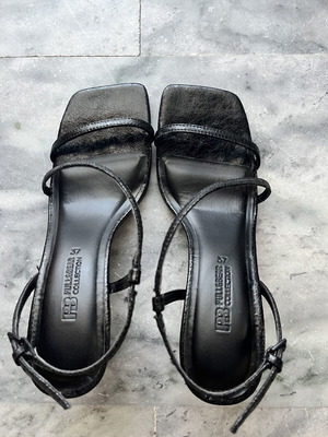 Black sandals