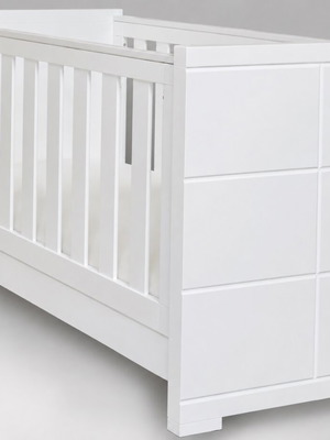 Nek Baby Apollon convertible crib with mattress, used