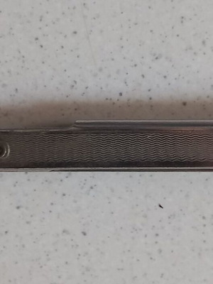 Pipe tool like new, length 7.5 cm