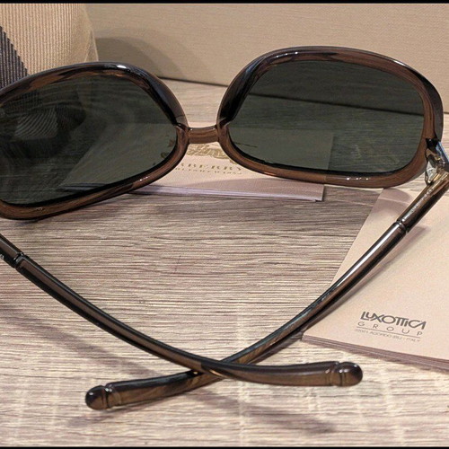 Burberry sunglasses brown like new